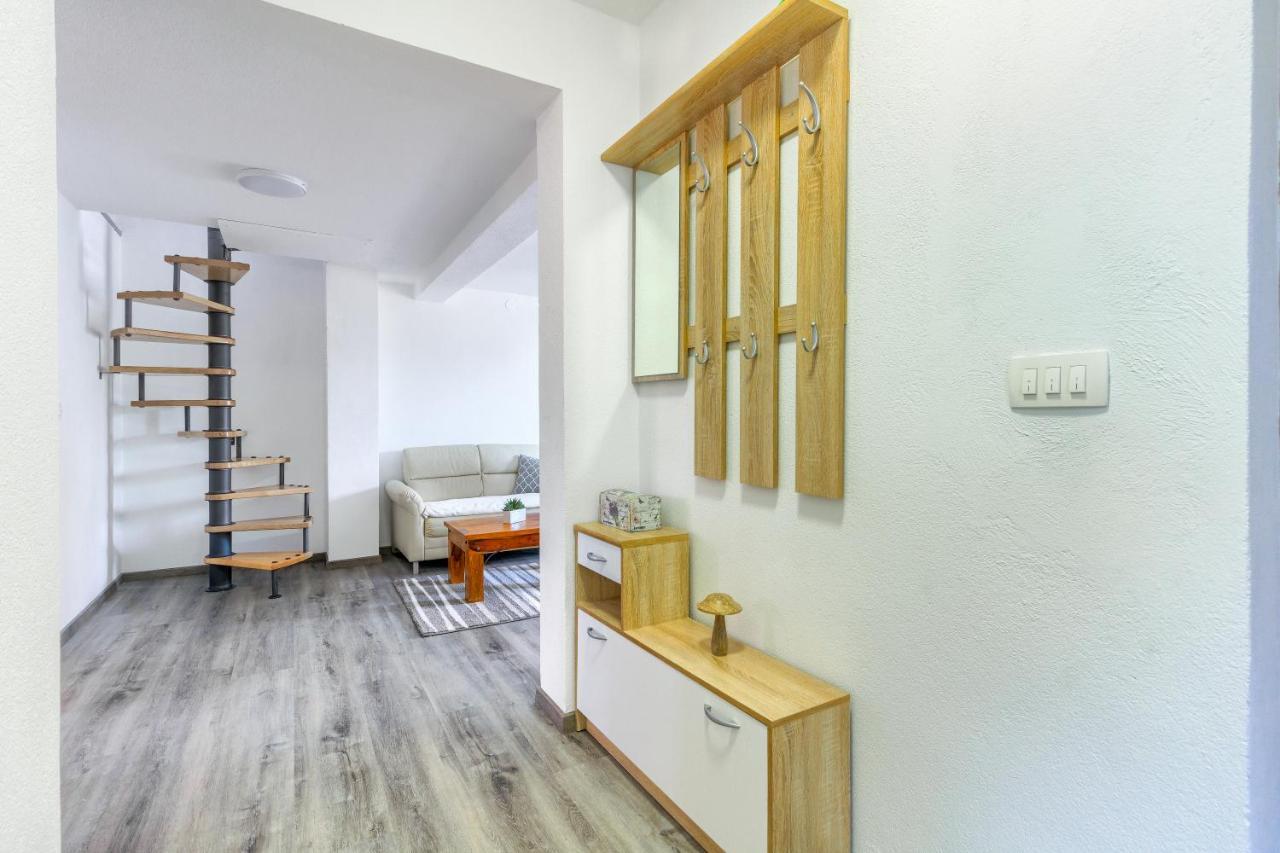 Apartmani Rialto Kakma Exterior photo