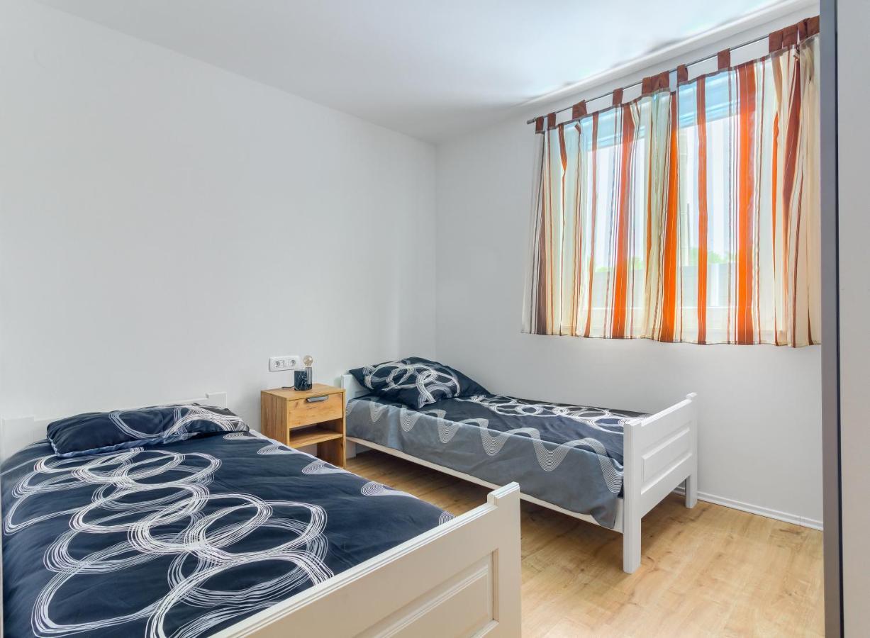 Apartmani Rialto Kakma Exterior photo