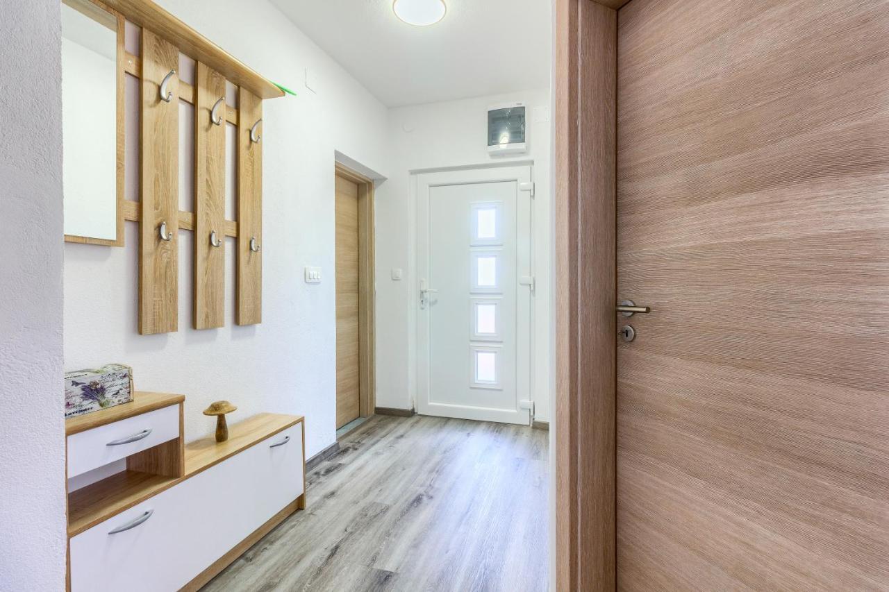Apartmani Rialto Kakma Exterior photo